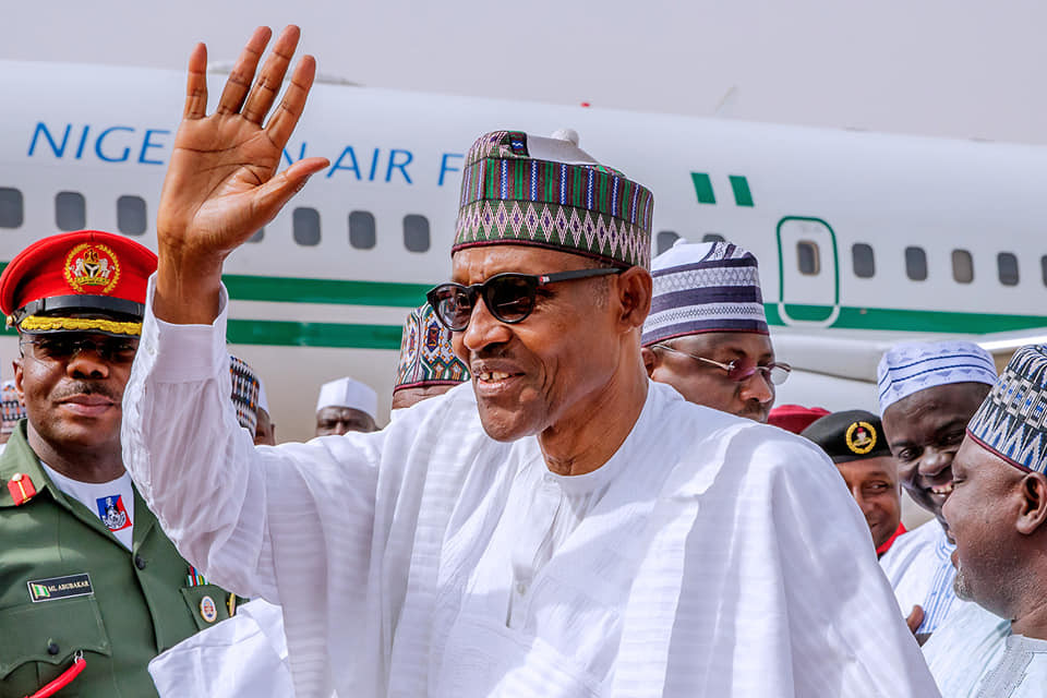 Photos: NigeriaDecides: President Buhari and his wife arrive Katsina State ahead of tomorrow’s elections