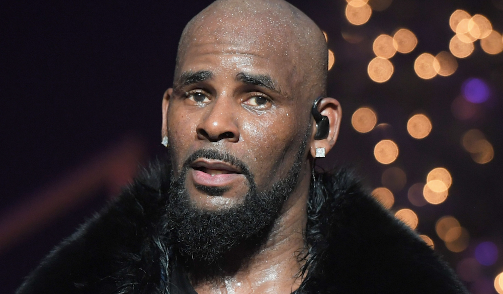 Woman Who Secured R.Kelly’s Bail Receives Bomb Threat