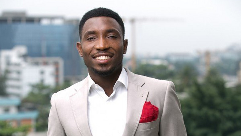 Watch – Timi Dakolo Denies Pastor Biodun Fatoyinbo Did His Marriage Vow With Wife; Busola, Ridicules Alleged Rumour Mongers With Video Evidence