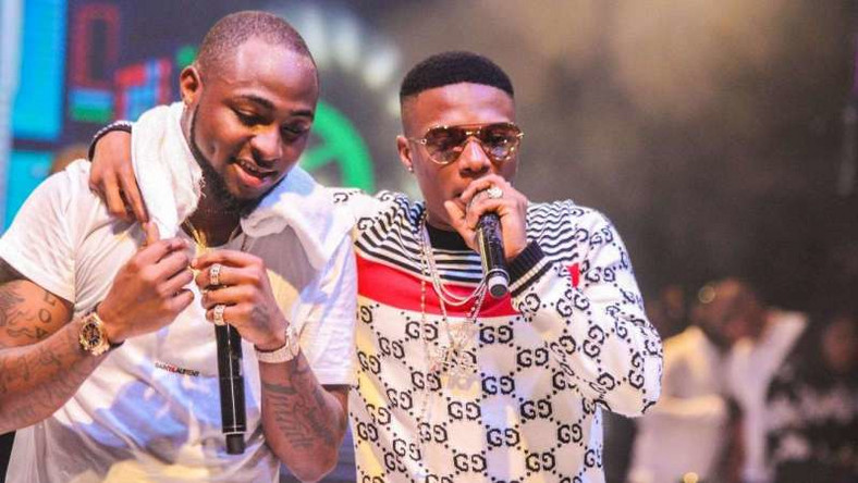 Wizkid Congratulates Davido As He Welcomes His First Son